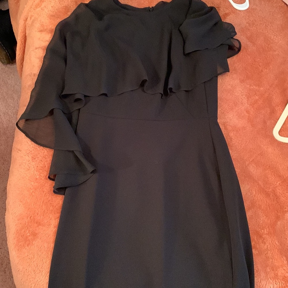 Calvin Klein Black Dress with Asymmetrical Shoulder Covering-2P
